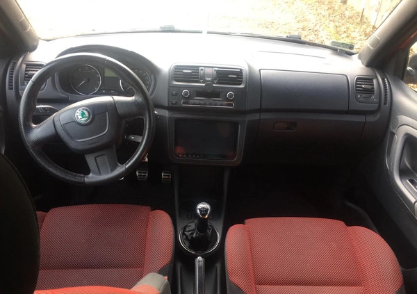Skoda Fabia cena 22999 przebieg: 173509, rok produkcji 2011 z Skierniewice małe 667